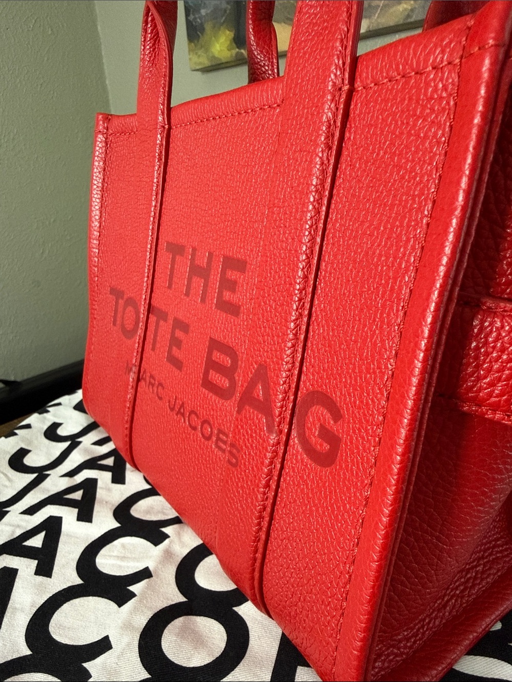 Marc Jacobs The Leather Small Tote Bag' - Picture 6 of 13